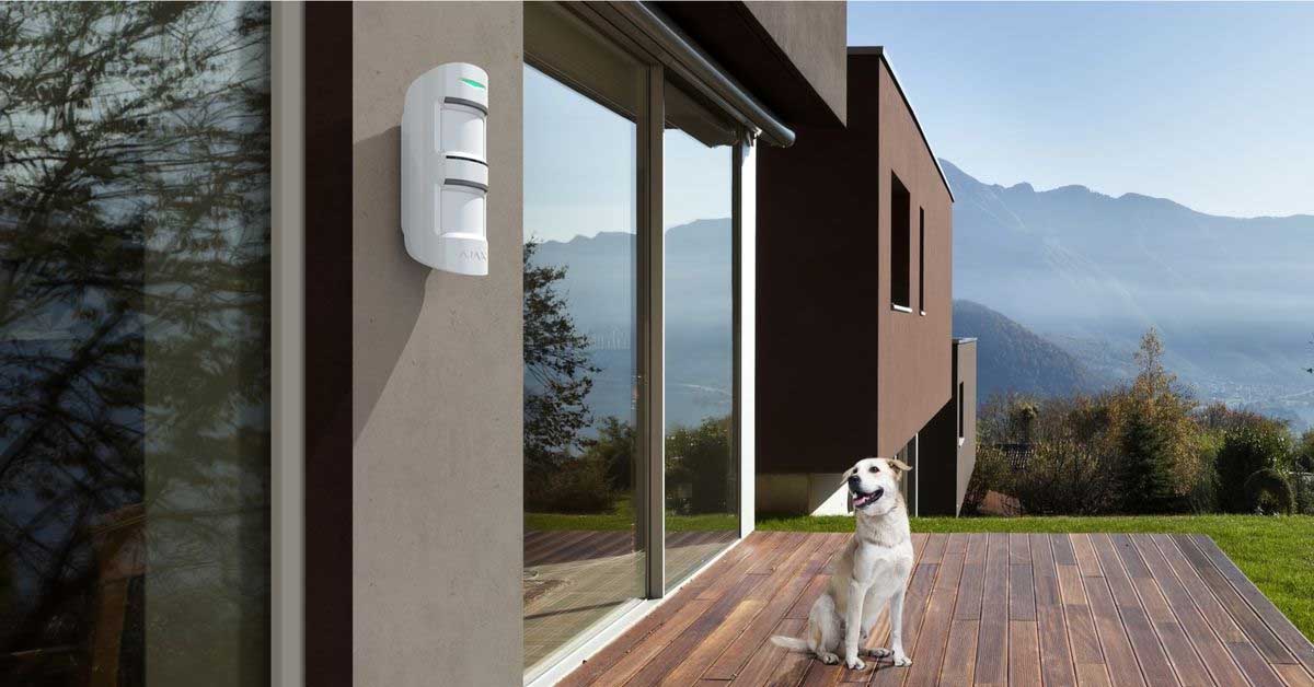 How Monitored Alarm Systems Help Prevent Daytime Burglaries